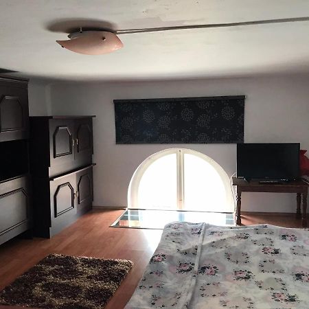 Apartament Andreea Târgu-Mureş Zewnętrze zdjęcie